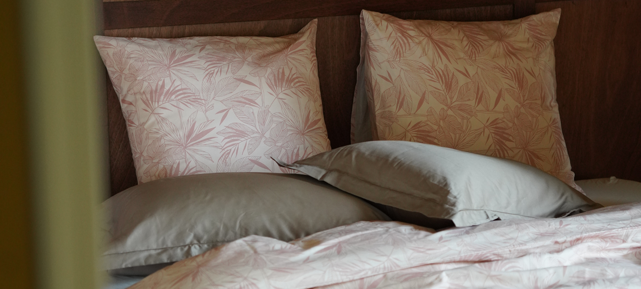 Satin de coton : tout savoir sur ce tissu
