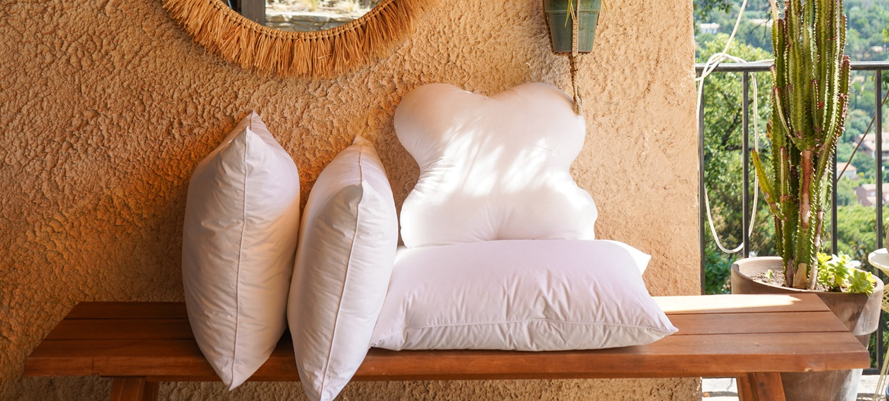 Transpiration nocturne : bien choisir votre couette, oreiller et protection