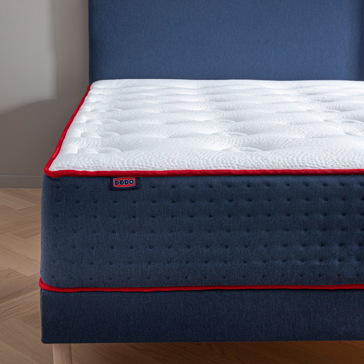 Ensemble Lit - Matelas LE VERITABLE ferme + sommier + tête de lit - Bleu