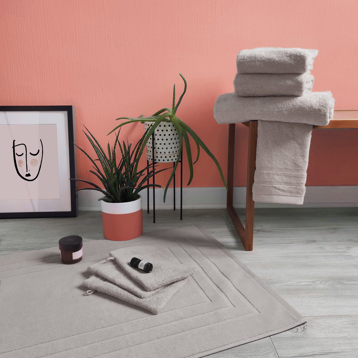 Tapis de bain DODO MINERAL - Coloris GRIS CLAIR