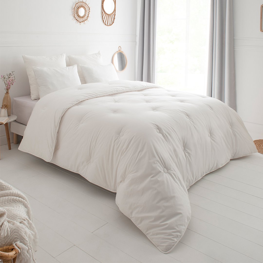 Couette Extra Douce Anti-acariens - Confort Hôtel - CHAUDE