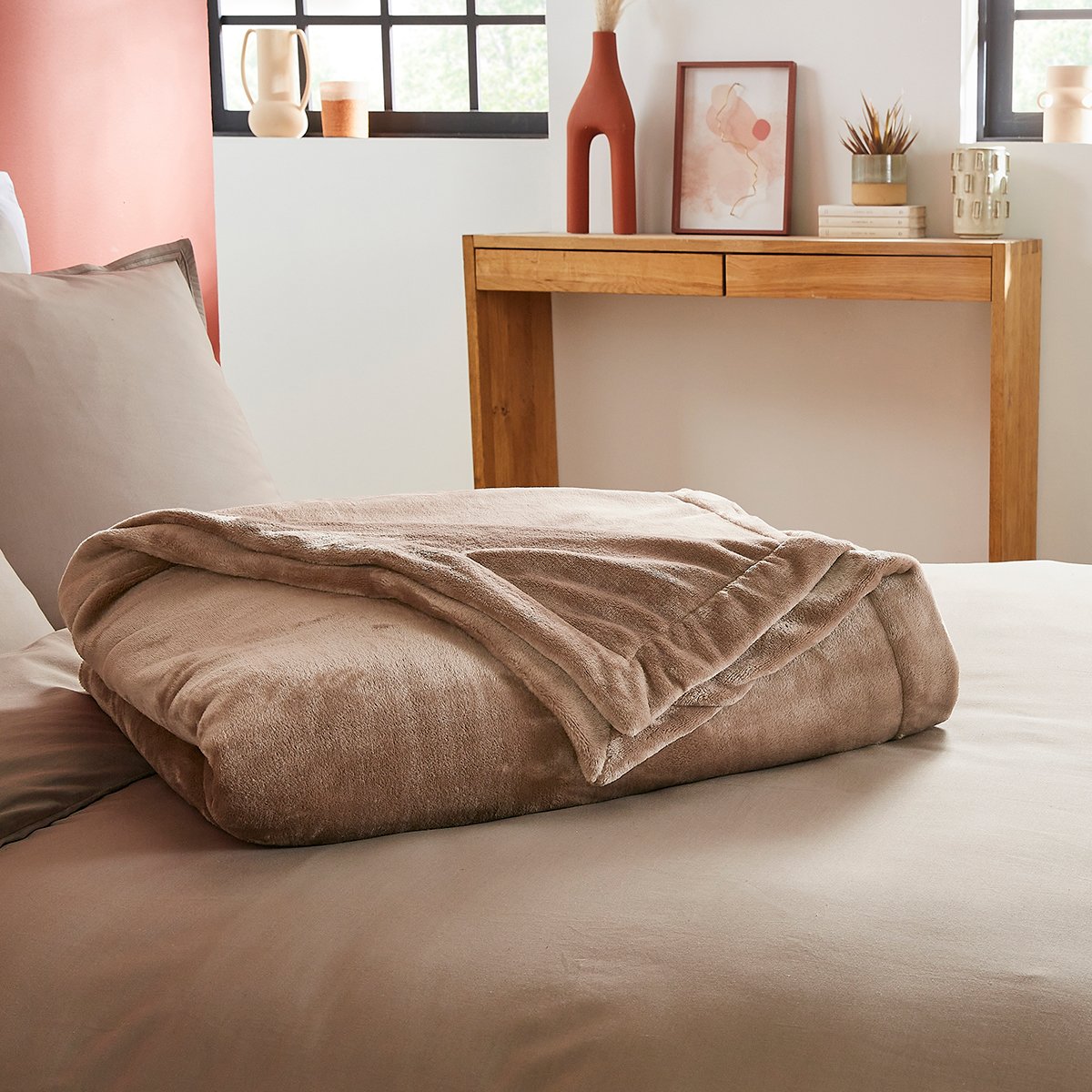 Couverture Polaire Extra Douce Coloris Taupe